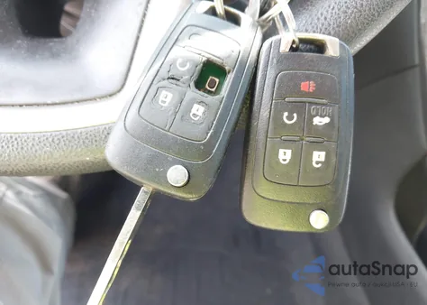 2013 Chevrolet Malibu 1Lt из США, поврежденный, VIN 1G11C5SAXDF202368